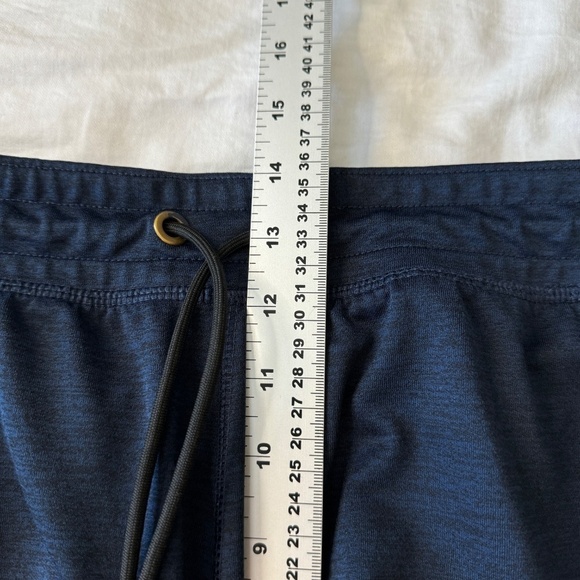 Russell Men's Blue/Black Elastic Waist Athletic Shorts Size Large Training Gym‎ - Picture 10 of 13